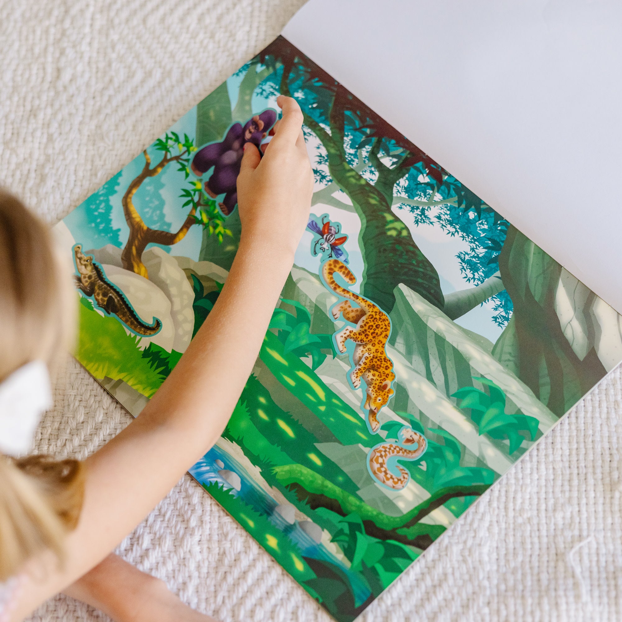 Melissa & Doug Reusable Sticker Pad - Jungle and Savanna - Image 5