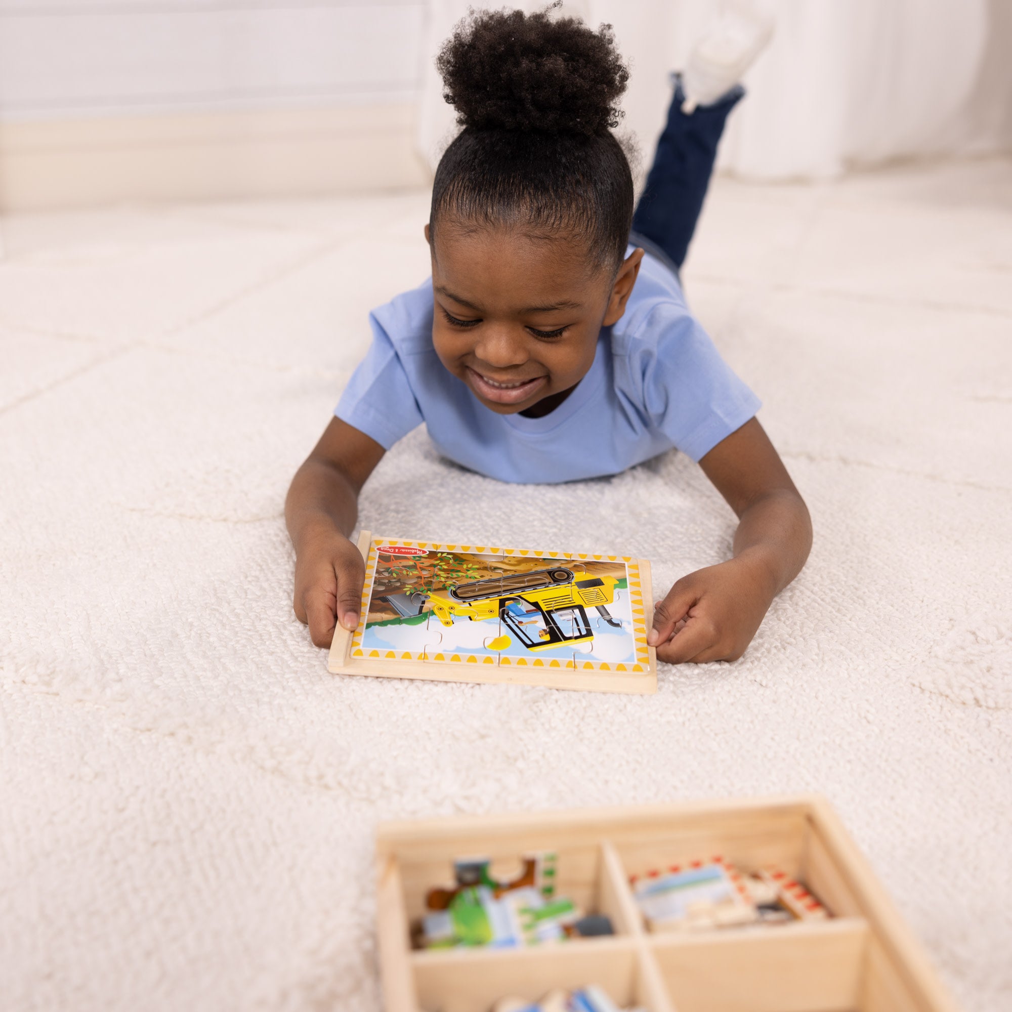 Melissa & Doug Wooden Jigsaw Puzzles in a Box - Construction - Image 7