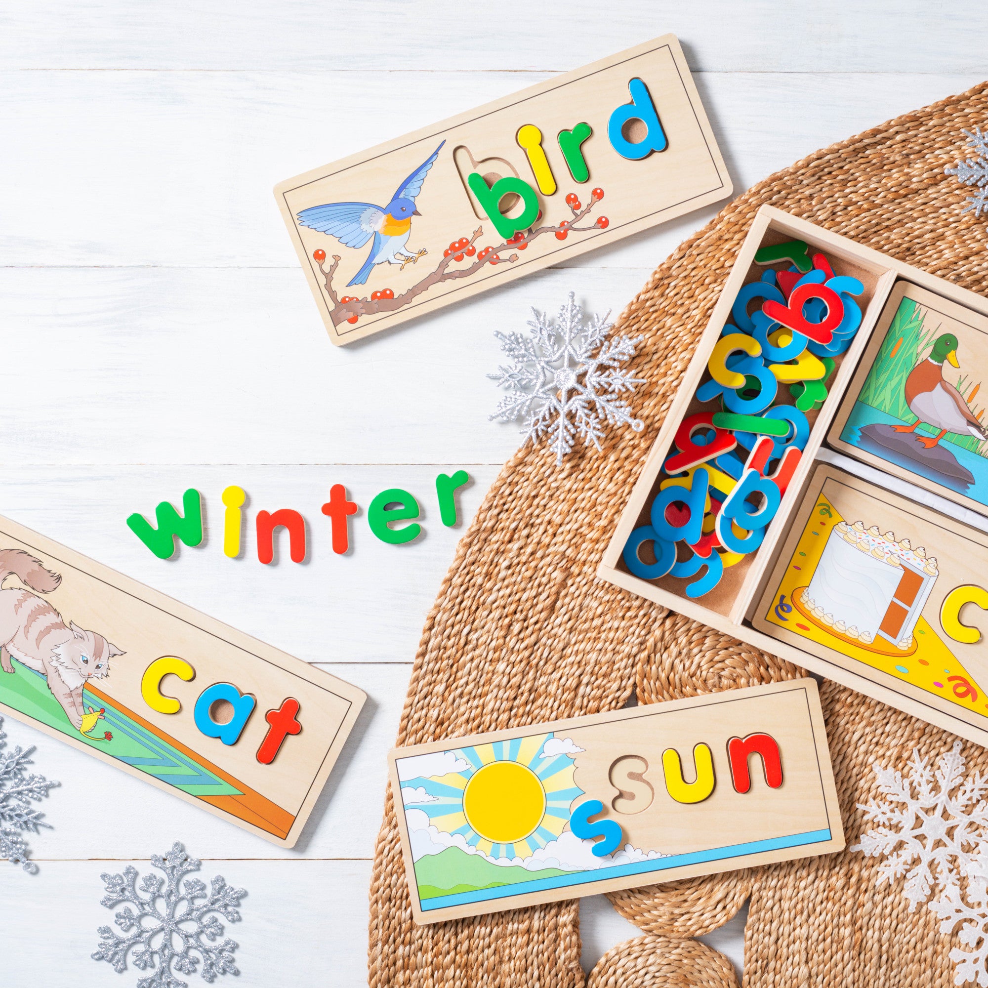 Melissa & Doug See & Spell Learning Toy - Image 9